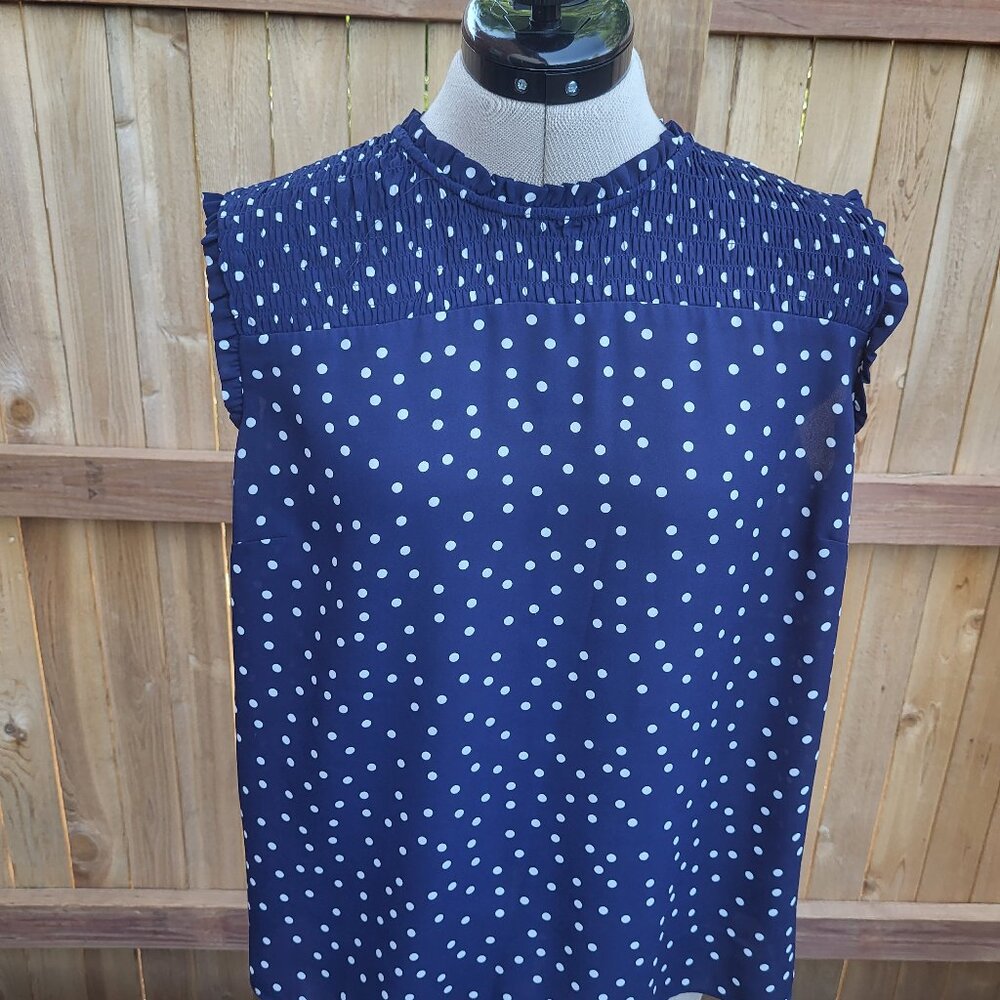 Maison Jules women's navy and white polka dot sleeveless top size large